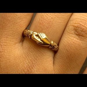Ring - Italian ‘mani in fede’